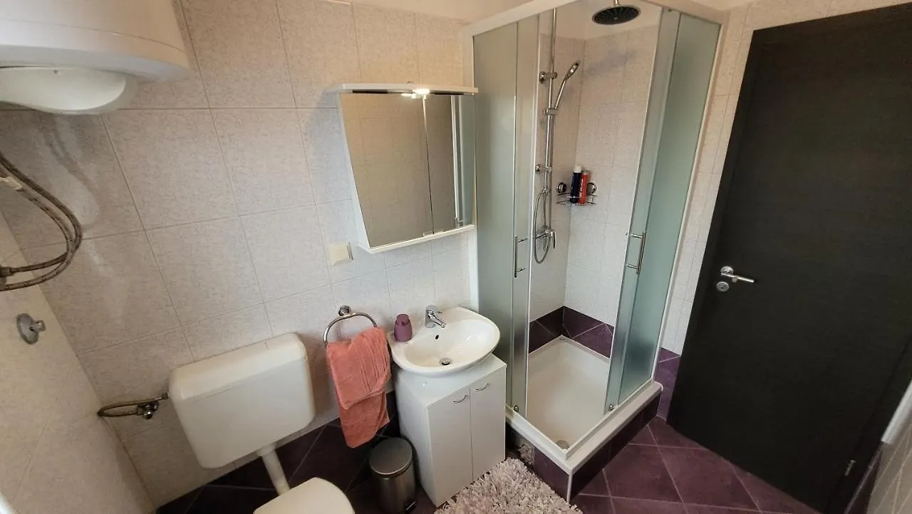 Lily Apartment Krk Town